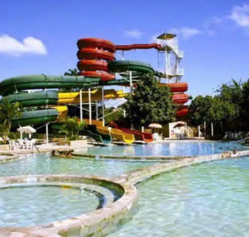 Spazzio Andrian & Silva - Inclusos Ingressos Do Parque Калдас-Новас Екстер'єр фото